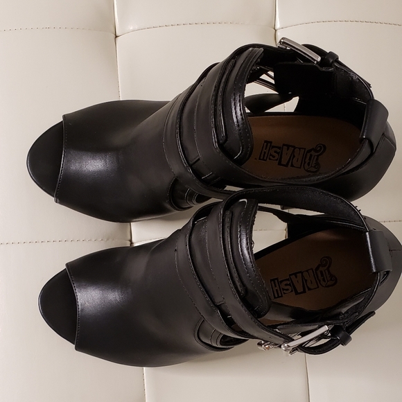 Stilleto Heels - Picture 4 of 5